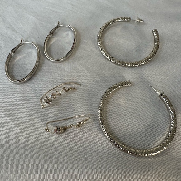 Three silvertone hoops and ear hugger - Picture 1 of 5